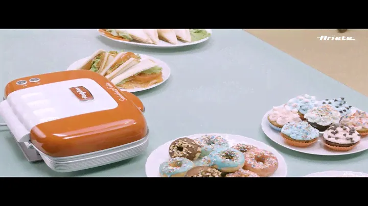 Sandwiches & Cookies Party Time - Ariete 1972 red