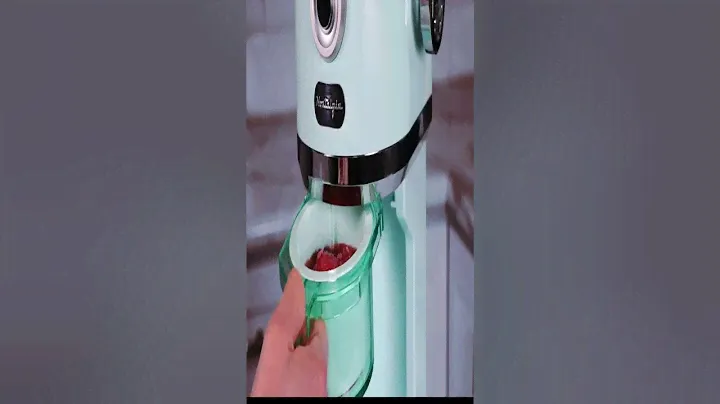 Nostalgia Classic Retro Ice & Frozen Fruit Electric Ice Shaver